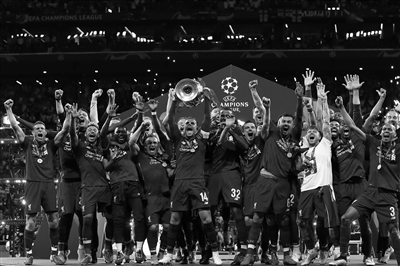 7连胜！随着维拉2-1绝杀阿森纳，英超最新积分榜出炉：曼城跌第3