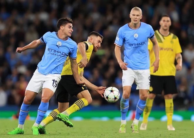 天空体育：纽卡7500万欧+500万欧浮动正式报价谢什科