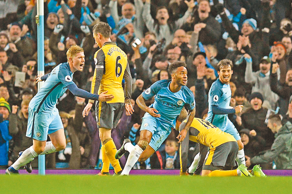 欧冠战报：库杜斯、西蒙斯点射，热刺3-0布拉格斯拉维亚