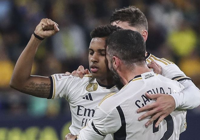 比利时11月世预赛大名单：库尔图瓦领衔，多库、特罗萨德在列