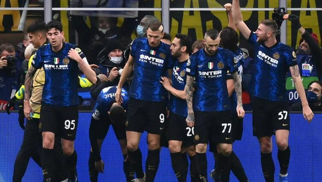 里程碑，36岁中场池忠国已为国安出战200场